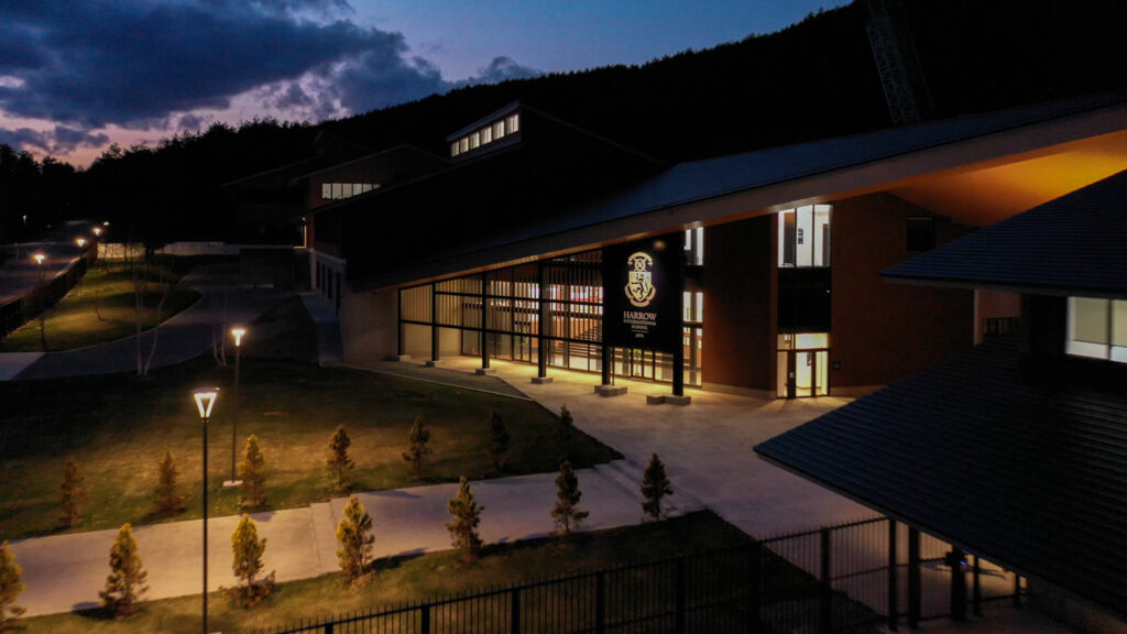 file:///Volumes/LaCie/Photos%20by%20DIP/Appi/Drone/DJI_0067.MOV